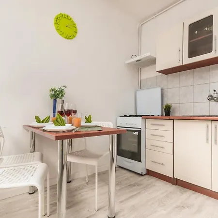 Apartments Henry Warsaw *