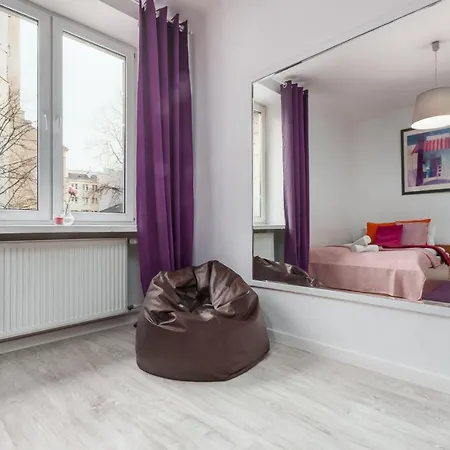 Apartments Henry Warsaw 公寓