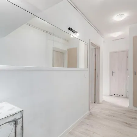 Apartment Apartments Henry Warsaw *