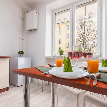 Apartment Apartments Henry Warsaw